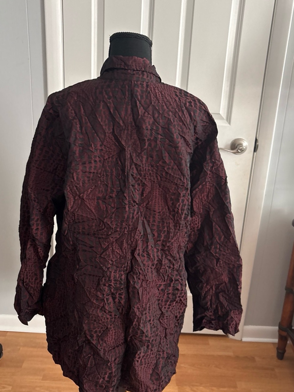 Textured Burgundy Button-Up Jacket - Picture 2 of 3